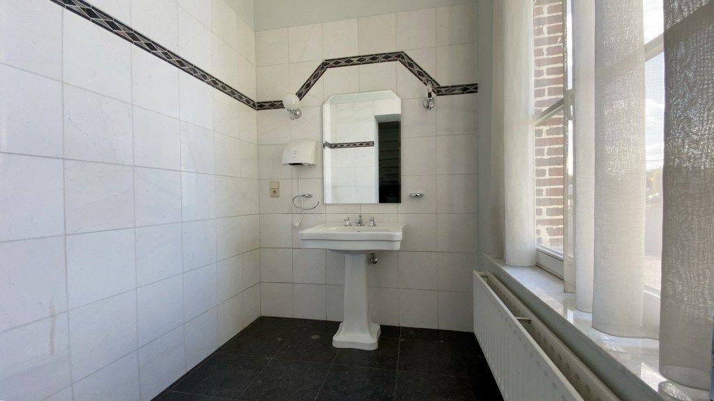 Kantoren te huur in voormalige directeurswoning in Gent foto 9