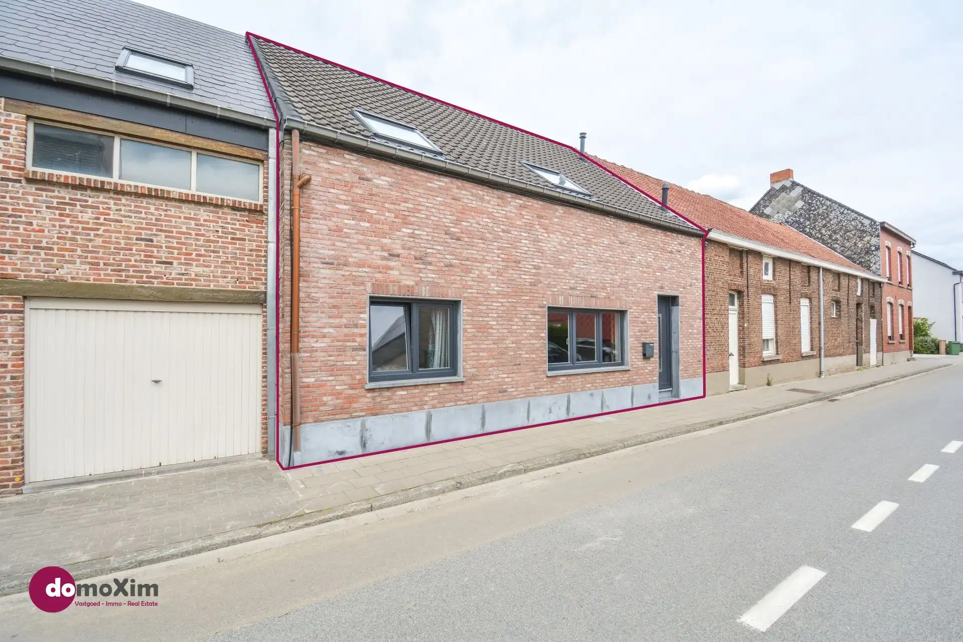 Instapklare woning met uitbreidingsmogelijkheden in Hofstade foto {{pictureIndex}}