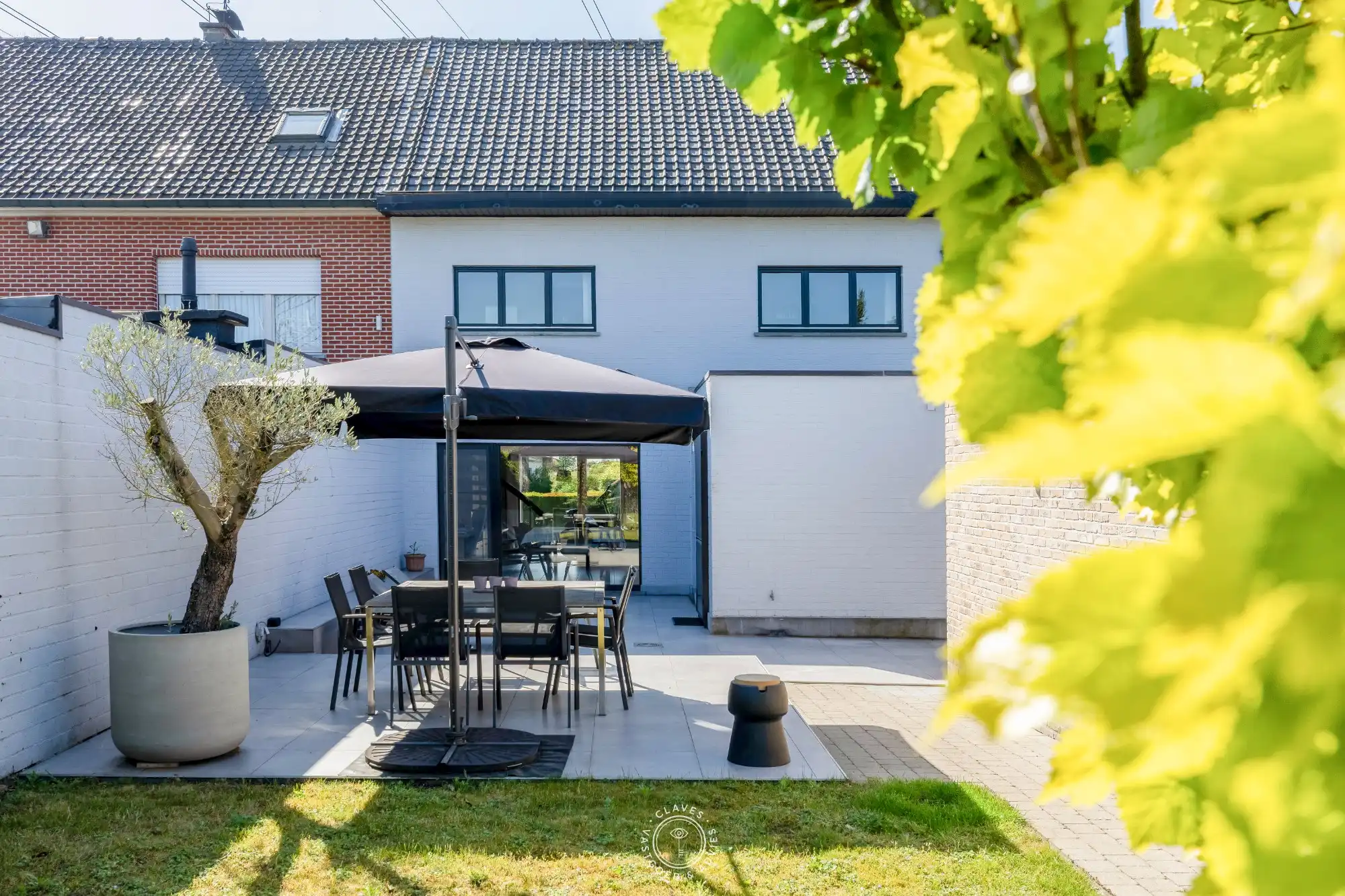 Ruime halfopen bebouwing met weiland op 6029 m² foto 12