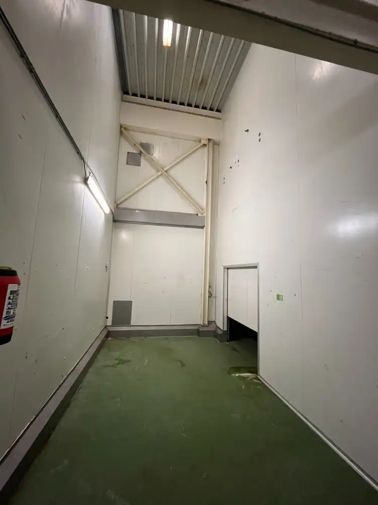 +/- 1790m² bedrijfsgebouw foto 20