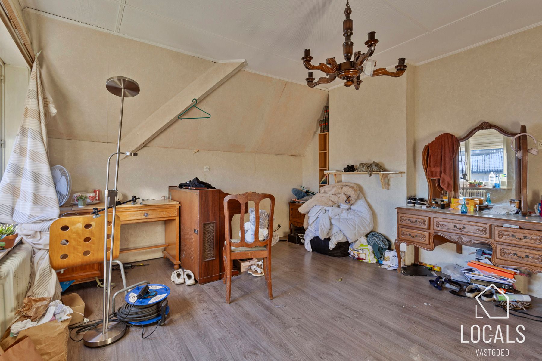 Op te frissen woning  foto 15