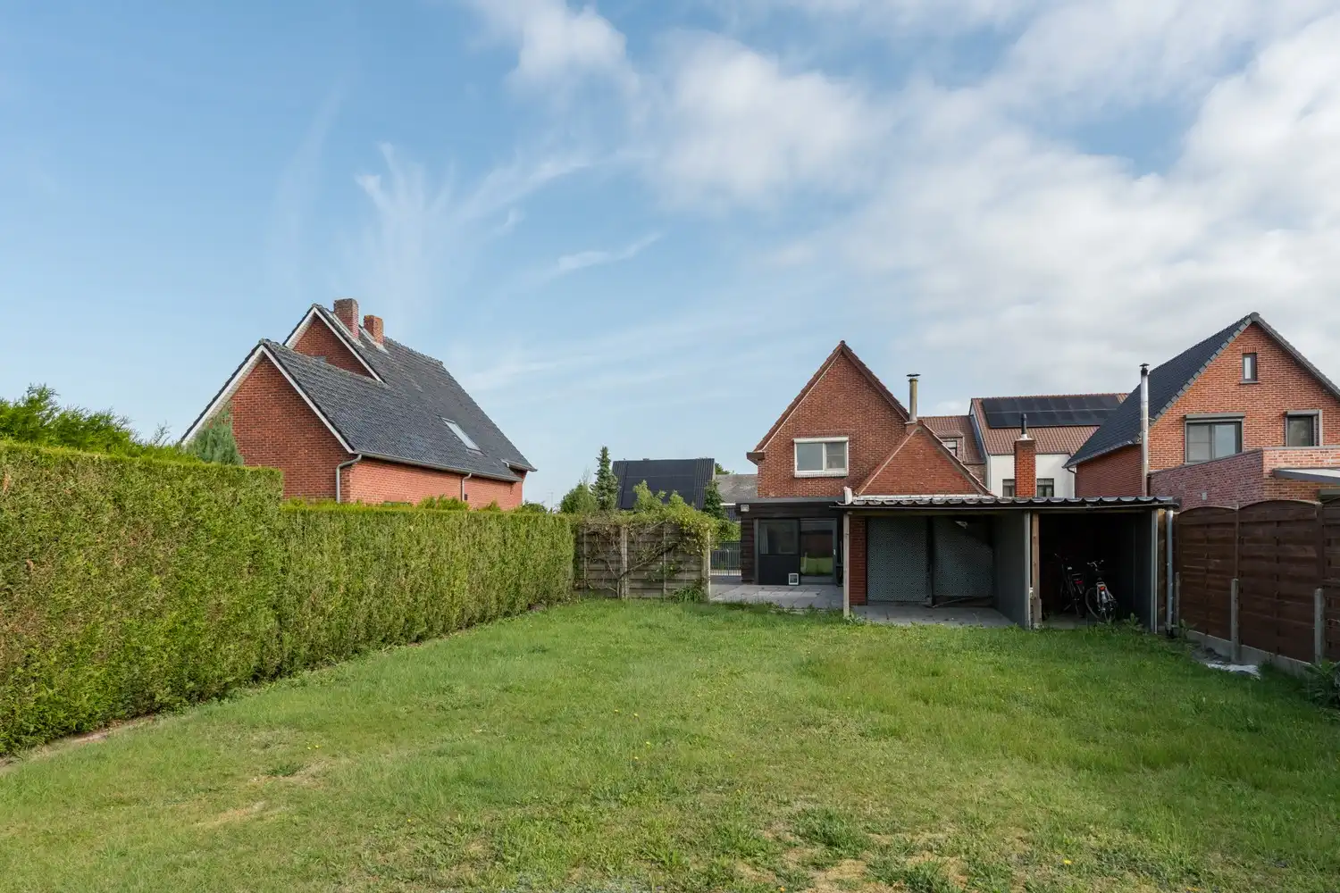 Leuke op te frissen woning 3 SLK woning in een doodlopende straat! foto 28