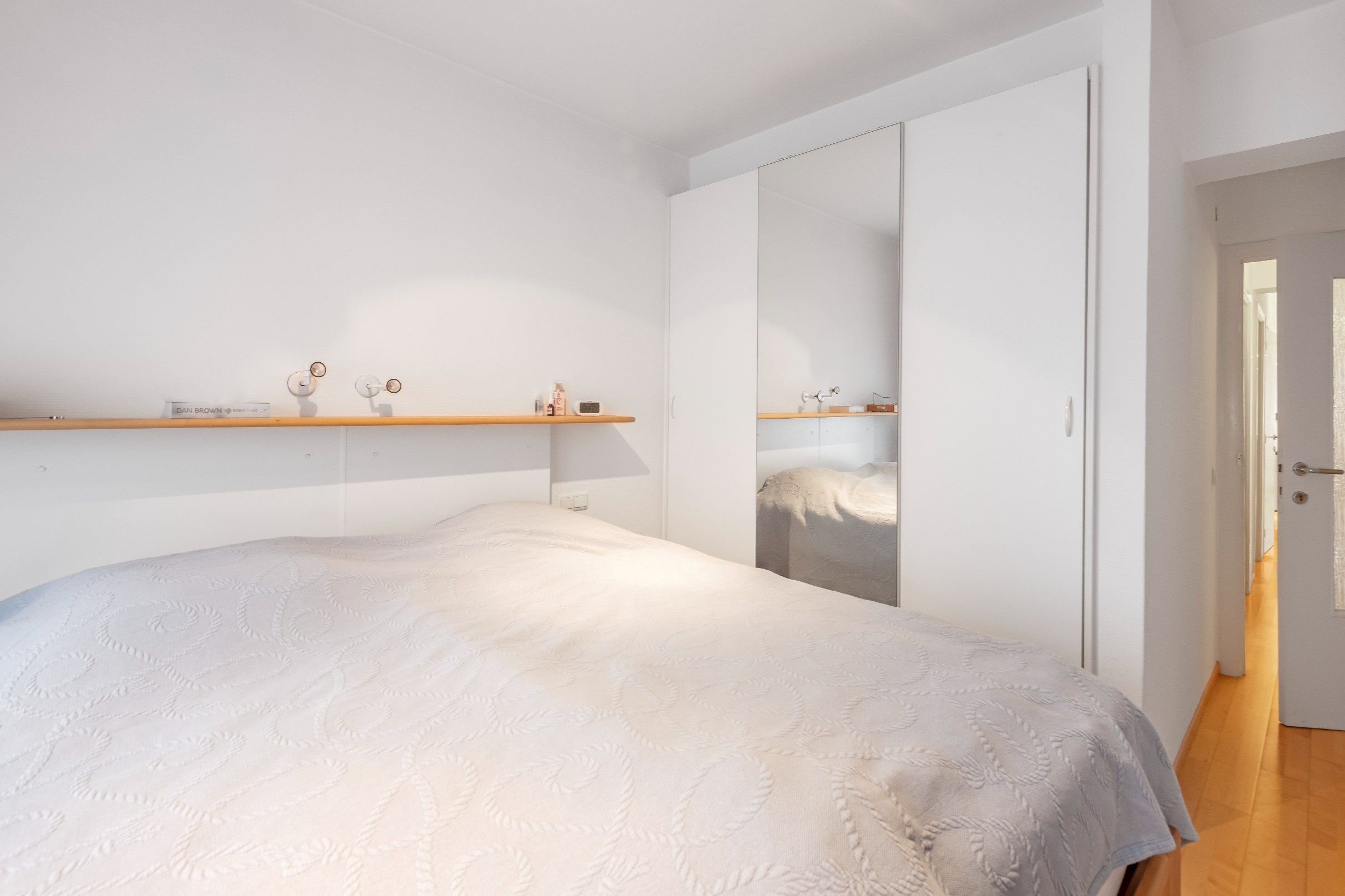 Zonnig appartement met prachtig zeezicht, gelegen op het Lichttorenplein. foto 10