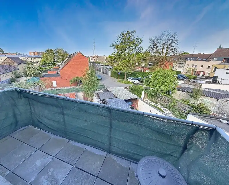 Gezellig appartement met terras in het centrum van Wondelgem foto 11