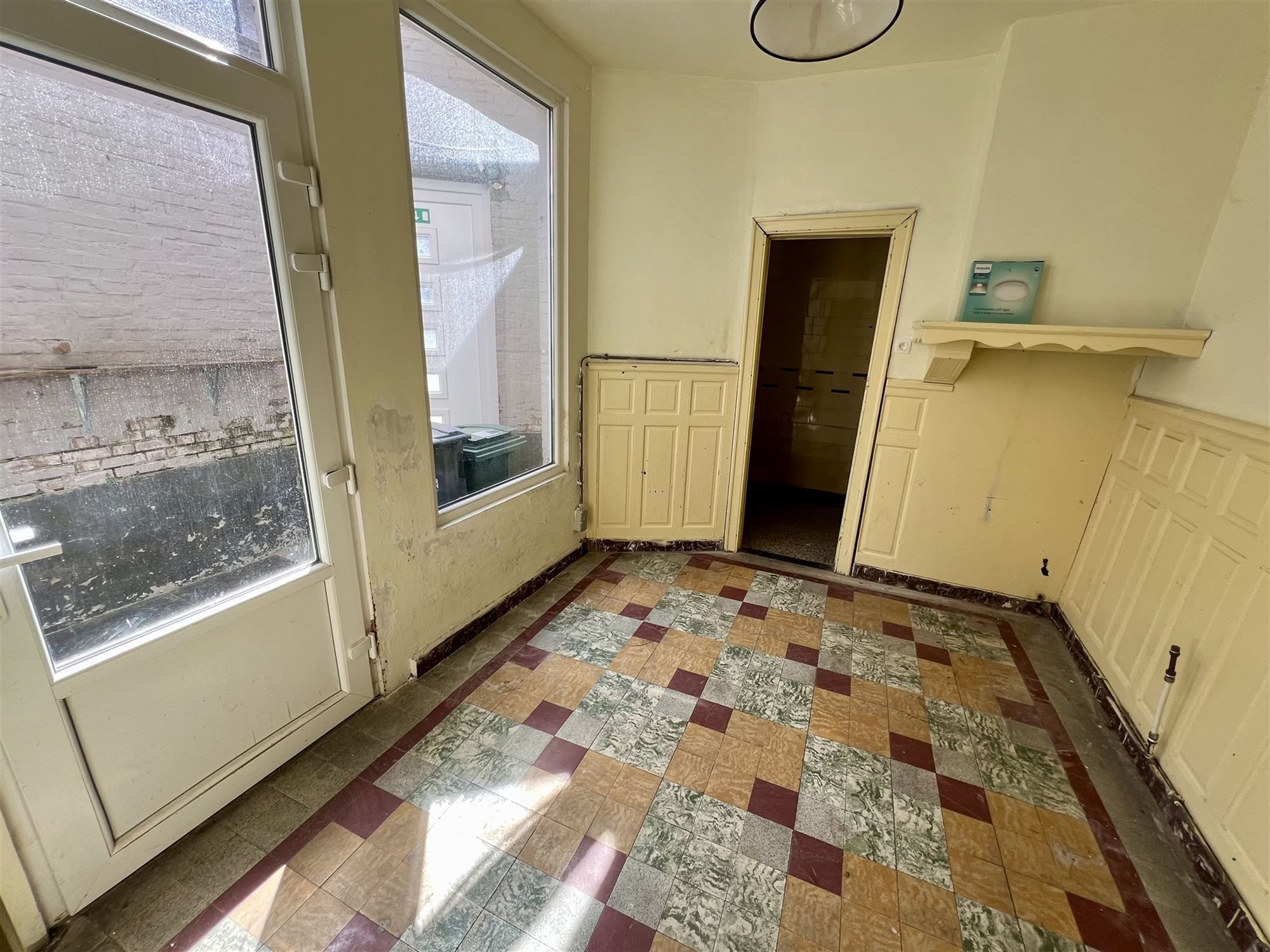 Halve losbouw handelswoning met 4 slaapkamers foto 8