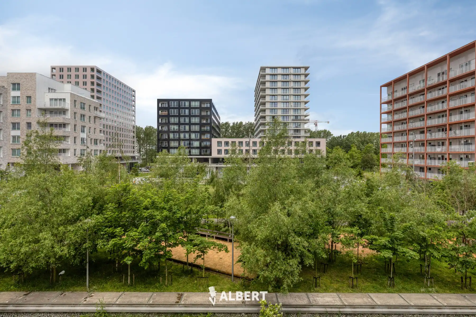 2 slaapkamer appartement met terras en parking foto 15