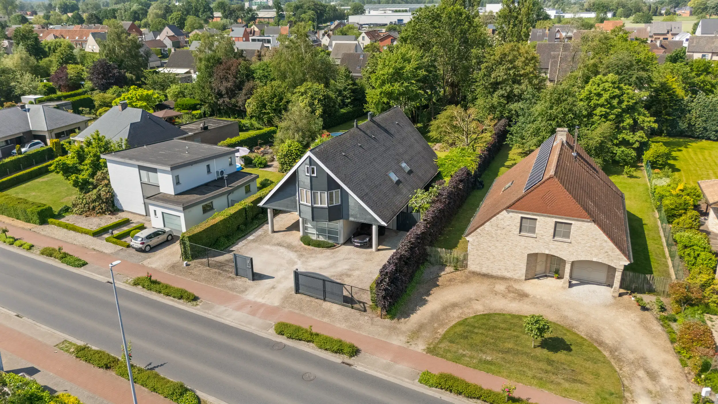 Prachtige villa met zwembad, 5 slpk en bureau te Wetteren foto 25