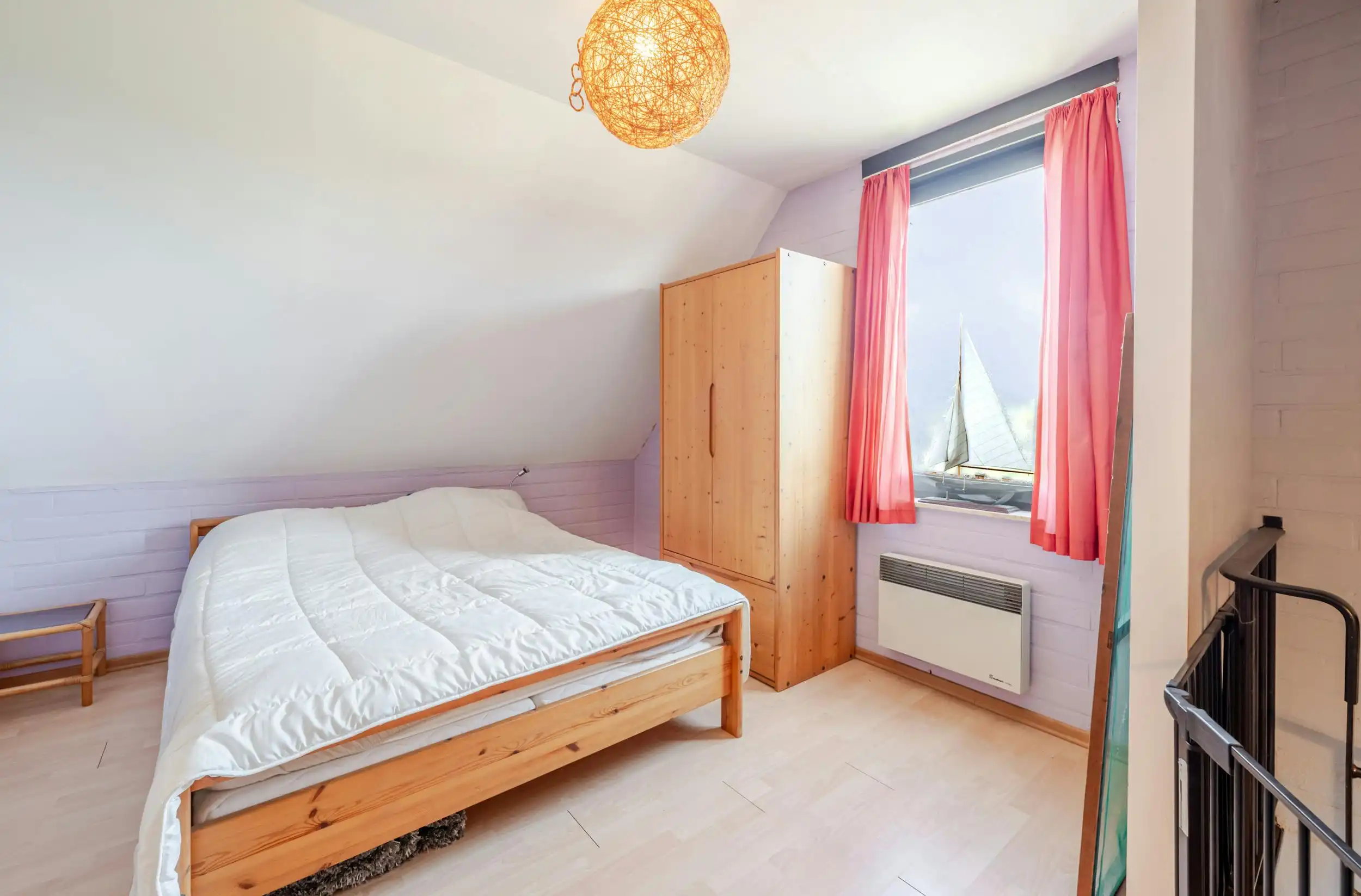 Lichtrijk appartement met één slaapkamer en slaaphoek foto 8