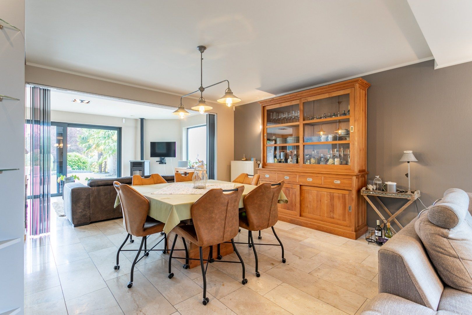 Instapklare woning met 3 slpk, garage en tuin te Pajottegem foto 7