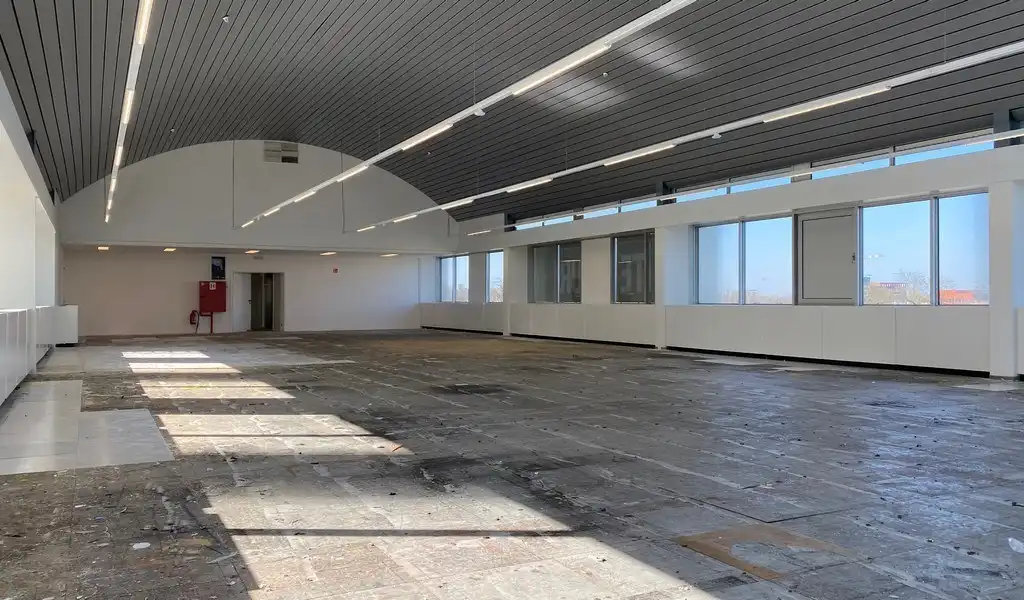 Gerenoveerde kantoren te huur in Axxes Business Park in Merelbeke foto 15