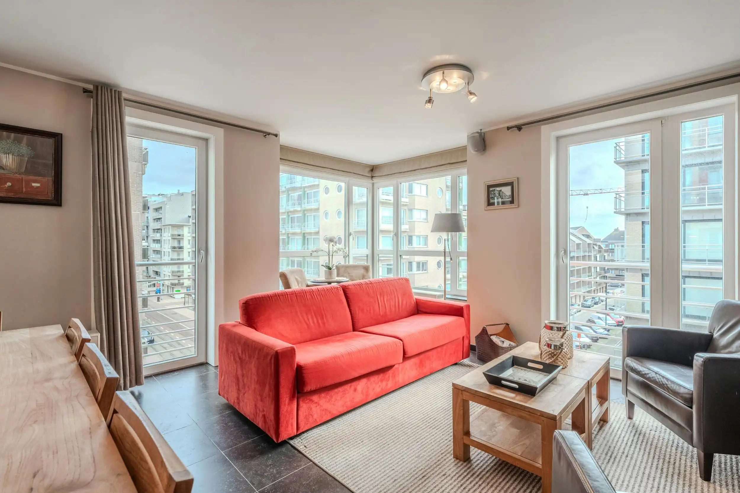 Lichtrijk hoekappartement met 3 slaapkamers op topligging! foto 3