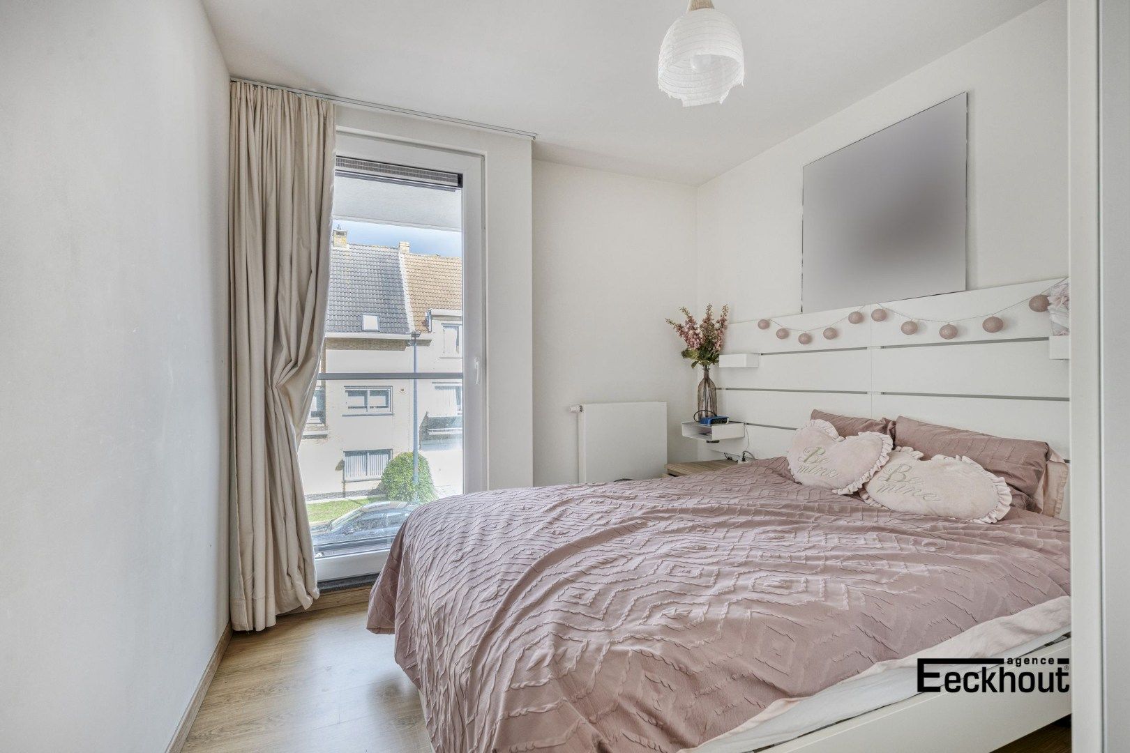 Instapklaar appartement in recente residentie nabij het strand te Mariakerke! foto 10