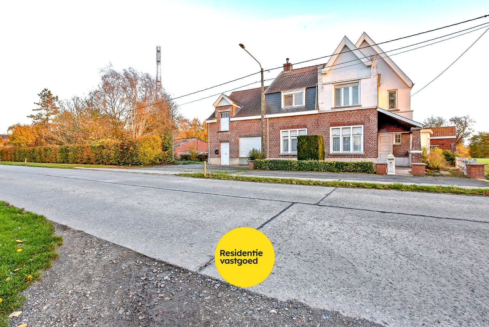 Te renoveren boerderij op een perceel van 7.066m² met loods en diverse bijgebouwen foto 15