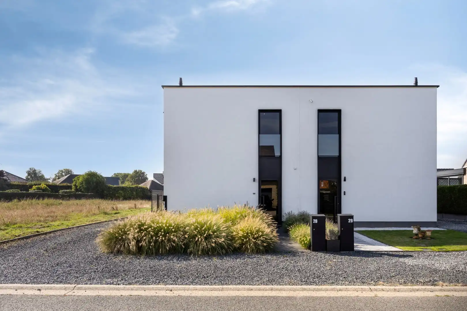 VERKOOP ONDER REGISTRATIERECHTEN ! Energiezuinige woning met 3 slpks, rustig gelegen op een zonnig perceel van 370 m² !  foto {{pictureIndex}}