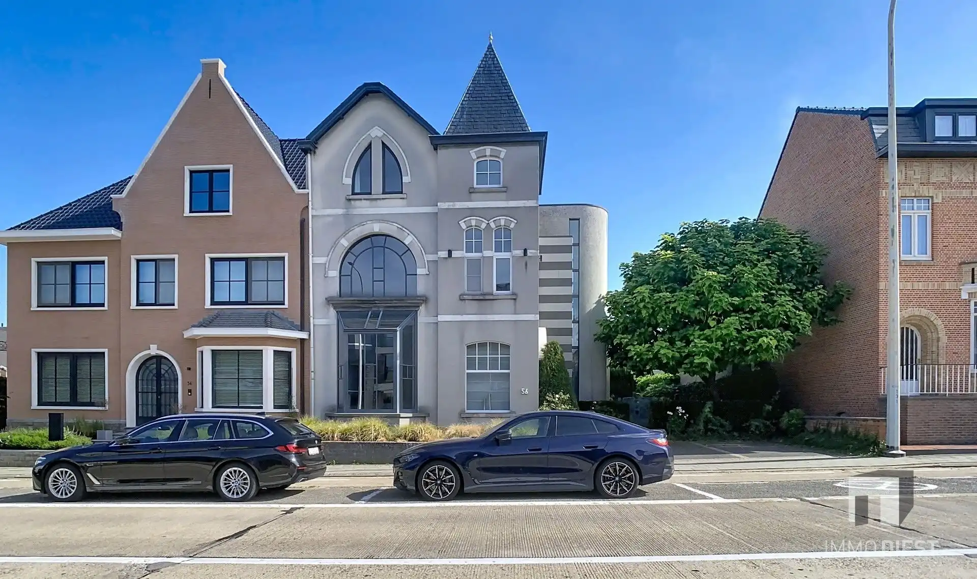 Een stijlvolle herenwoning met ruimte, charme, stadstuin én uitzonderlijk toekomstpotentieel, op slechts 1 km van de Markt van Diest foto 2