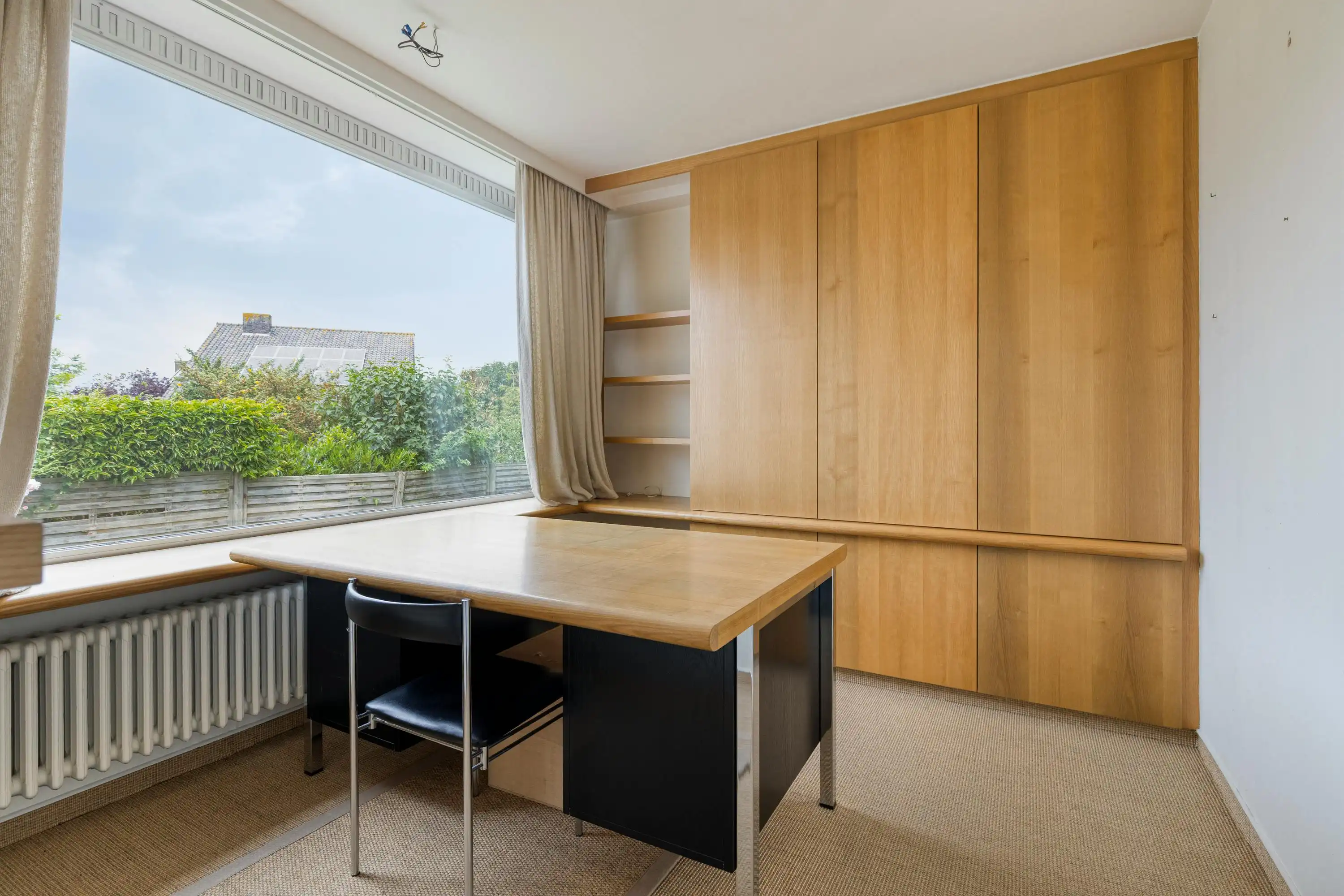 Stijlvol huis te koop in Veurne foto 16