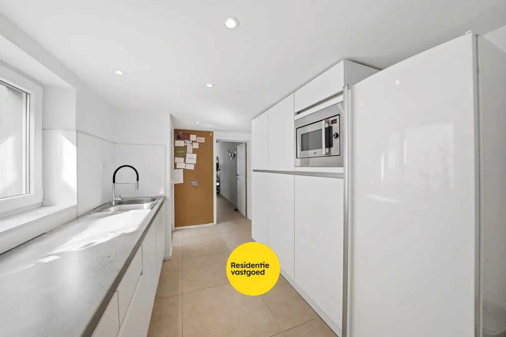 Instapklare woning met 3 slaapkamers en tuin met zicht op de Spuikom foto 12