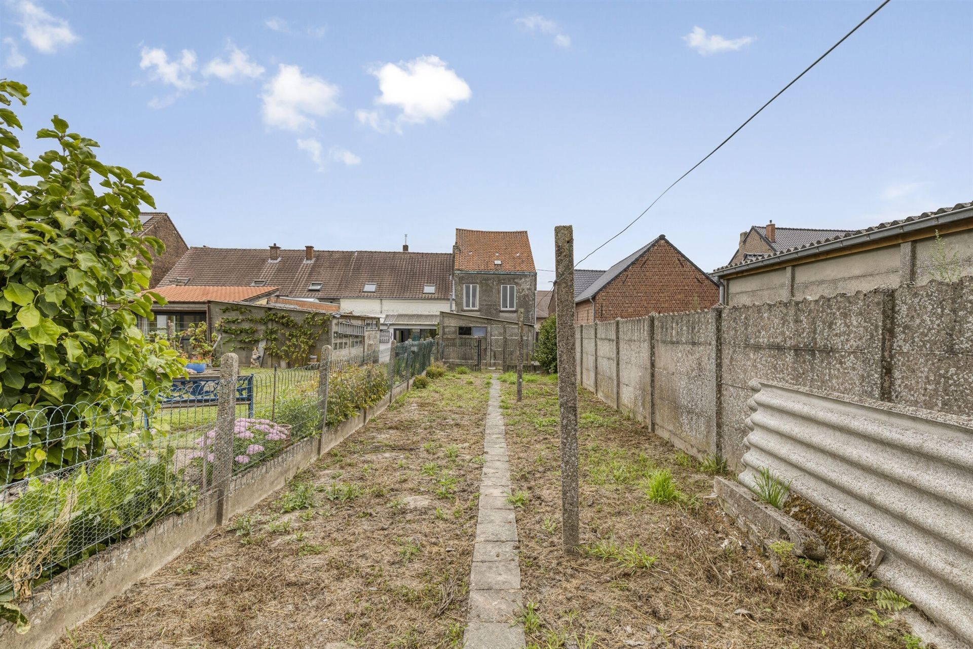 Woning met renovatiepotentieel foto 16