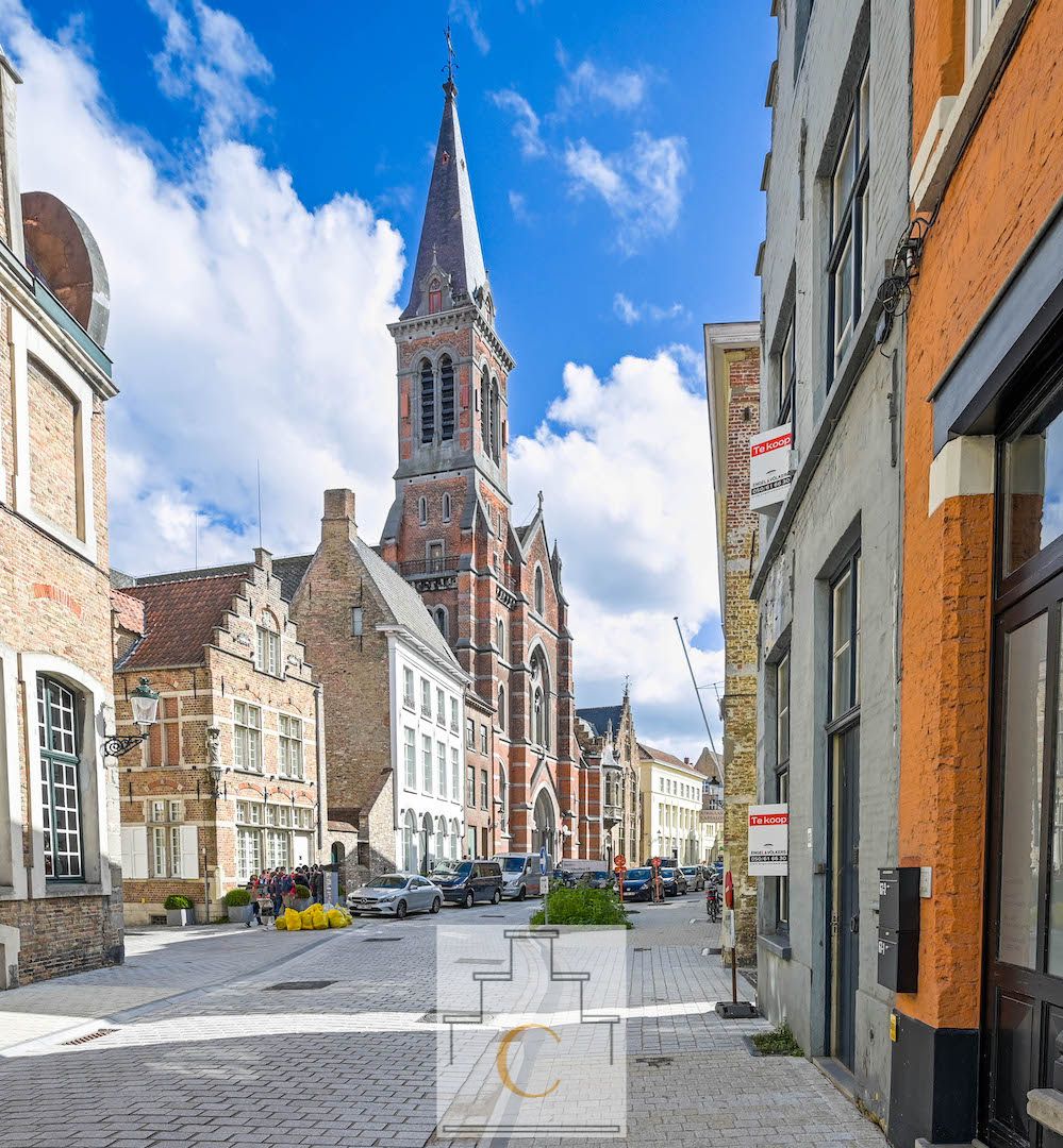 typisch Brugs woon- en handelshuis, mooie locatie in het verlengde van de Vlamingstraat, nabij de Pottenmakersrei foto 27