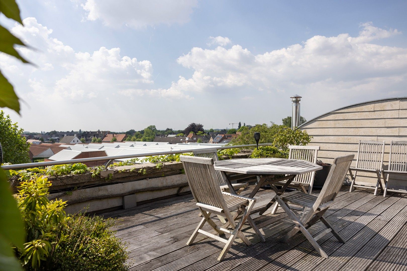Karaktervolle directeurswoning met tuin. foto 16