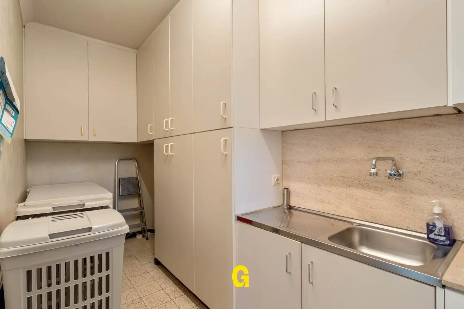 Gezellige ruime (214 m² netto) benedenwoning met drie slaapkamers, tuin en garage, met zicht op natuurgebied  foto 15