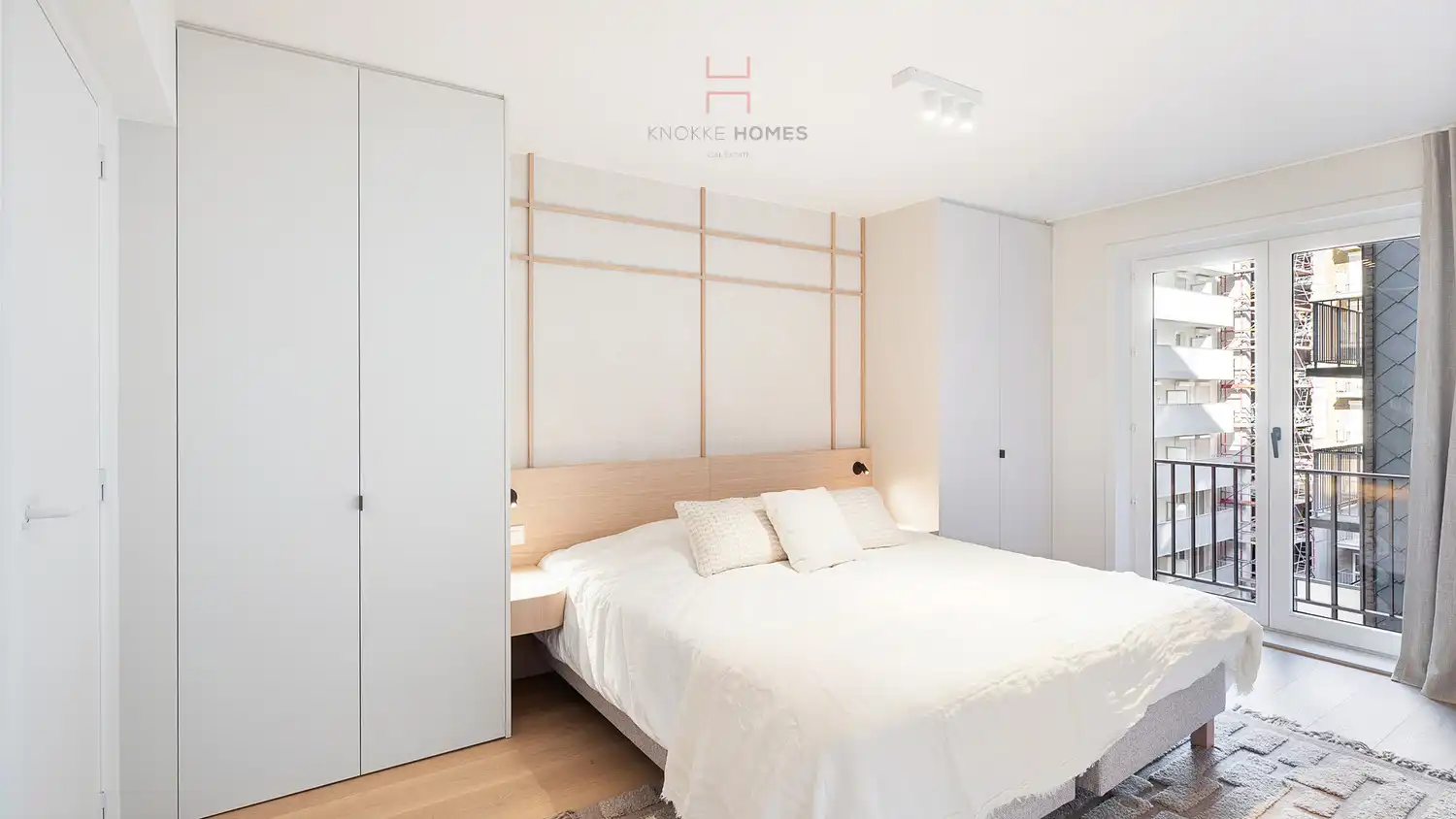 Stijlvol gerenoveerd appartement met zijdelings zeezicht in Duinbergen. foto 15