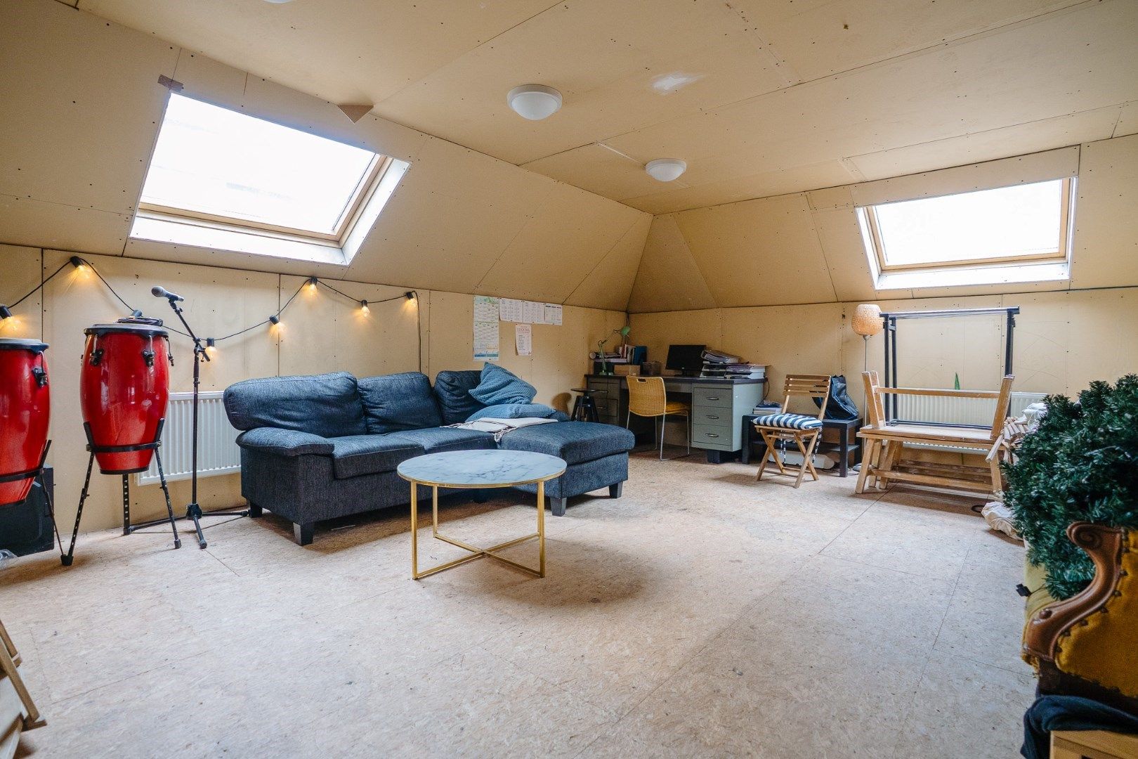 INSTAPKLAAR HANDELSPAND OP TOPLOCATIE  foto 27