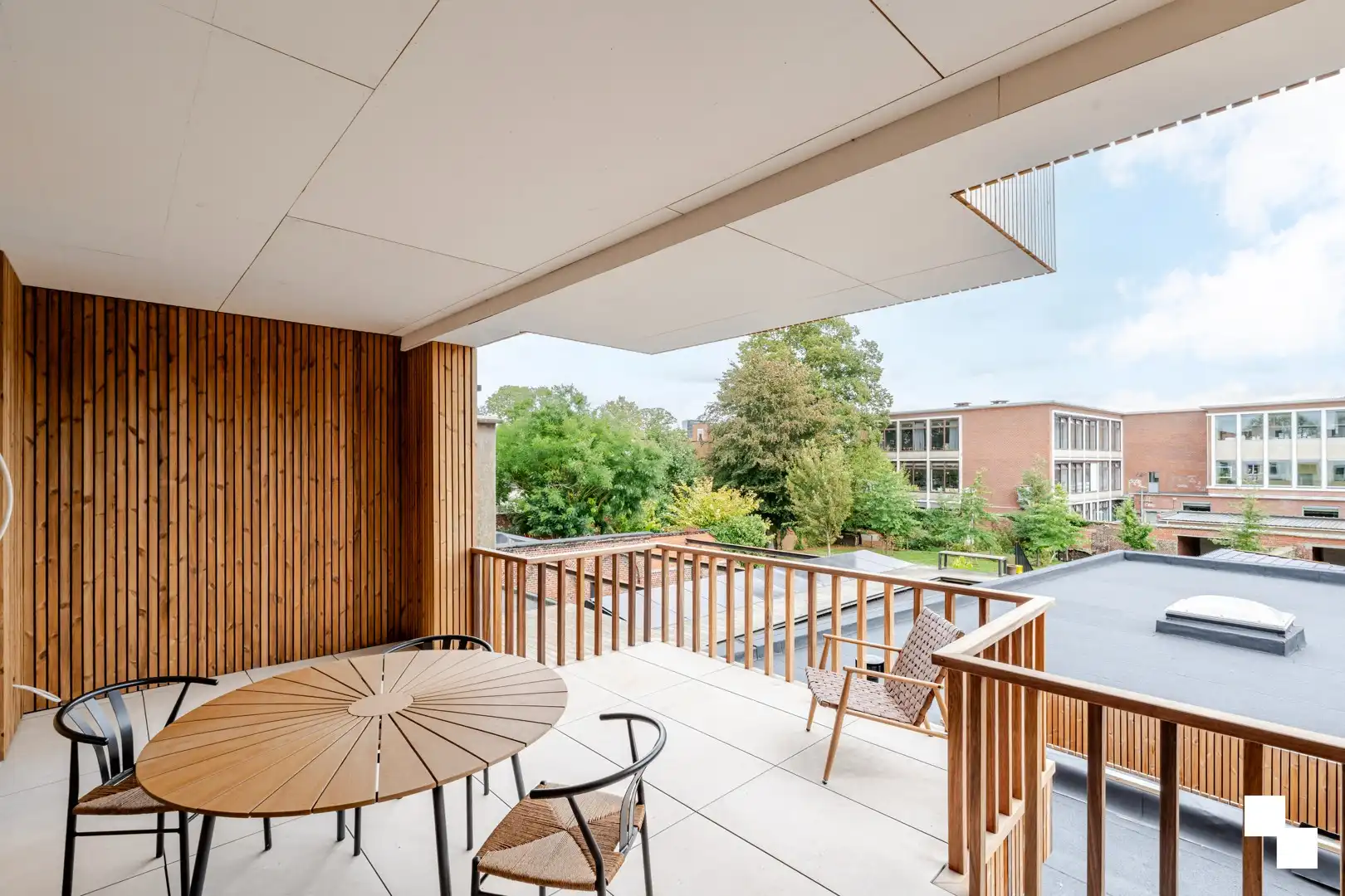 Luxueus appartement met ruim terras in hartje Izegem foto 10