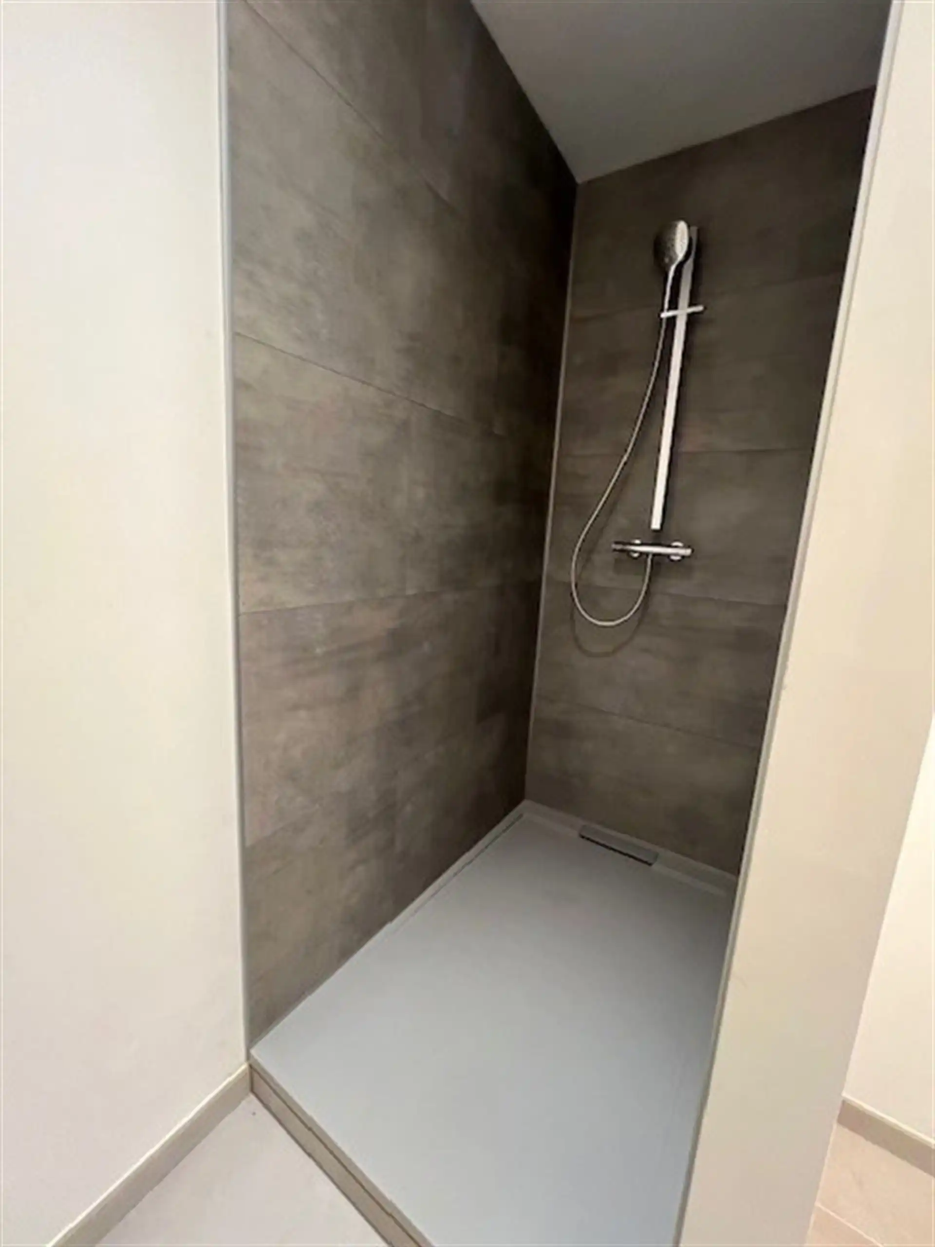 Instapklare alleenstaande woning met grote tuin in hartje Breendonk! foto 13