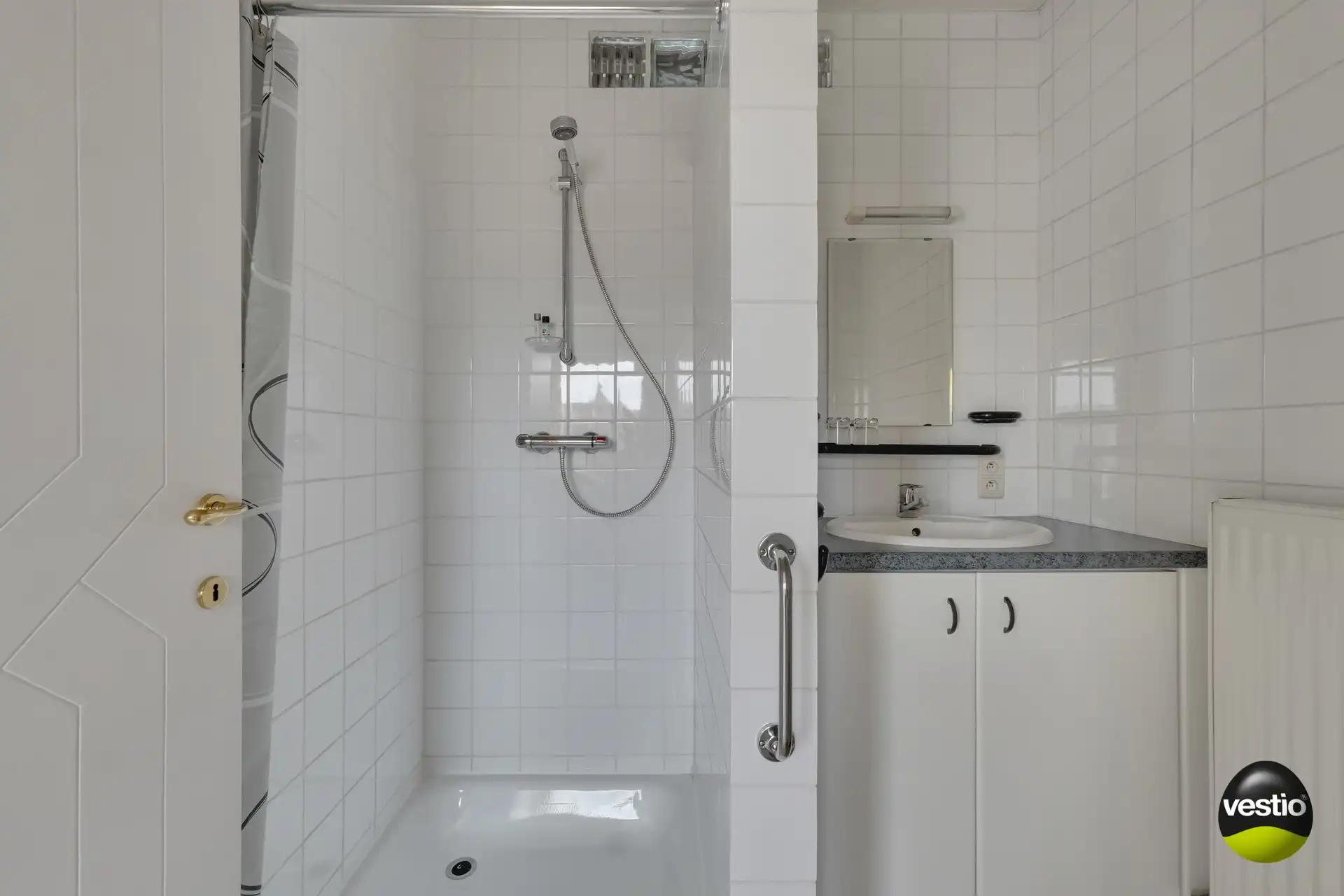 GERENOVEERDE, ENERGIEZUINIGE WONING MET KANGOEROEWONING OP TOPLOCATIE! foto 25