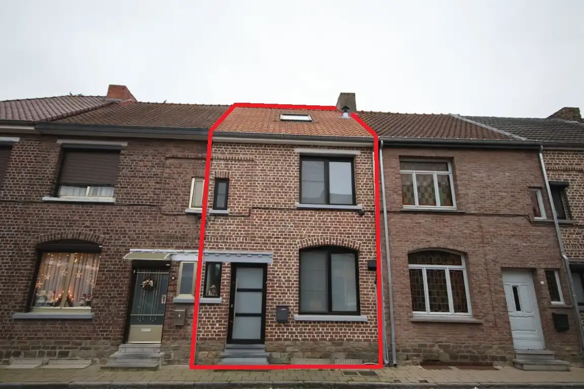 Rustig gelegen woning met 2 slaapkamers en ruime tuin foto {{pictureIndex}}