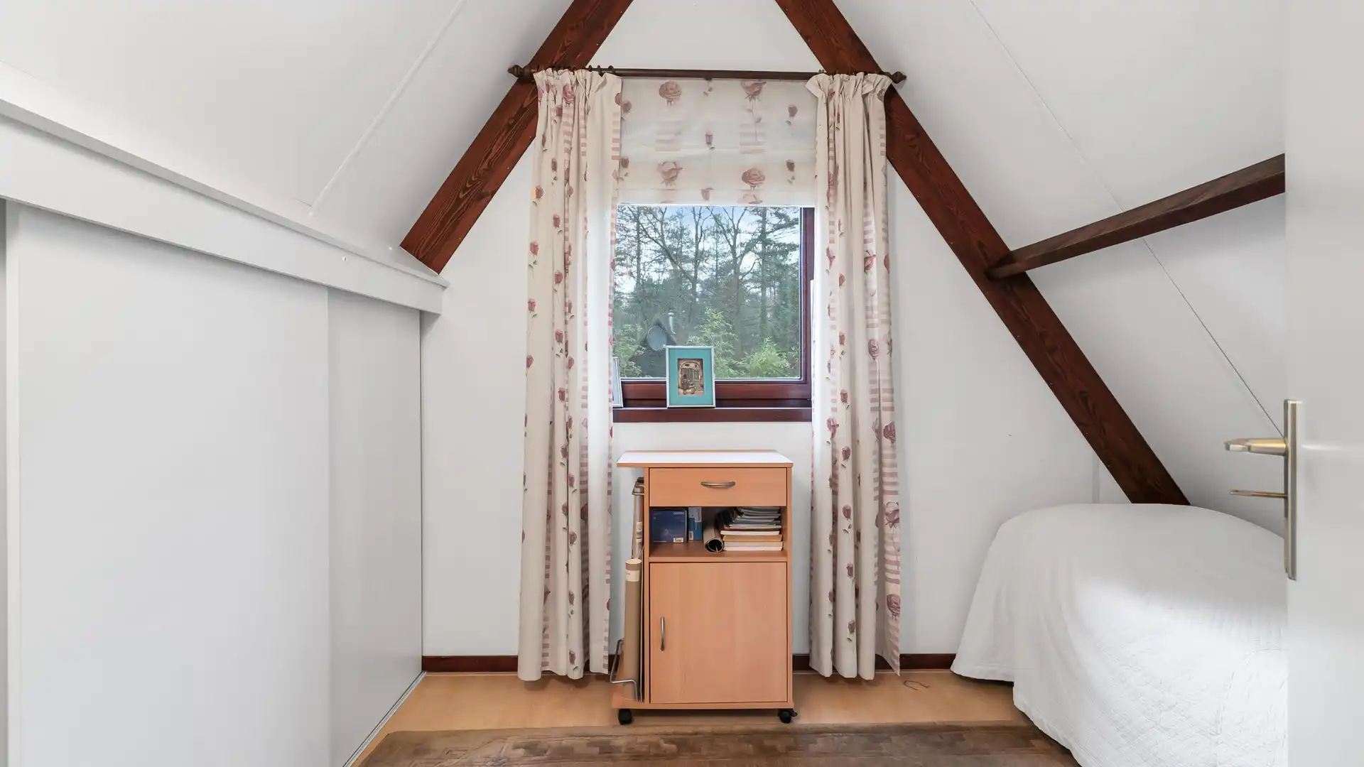 CHARMANTE VAKANTIEWONING AAN DE SONNEVIJVER IN LANAKEN - RUST, NATUUR & COMFORT foto 15