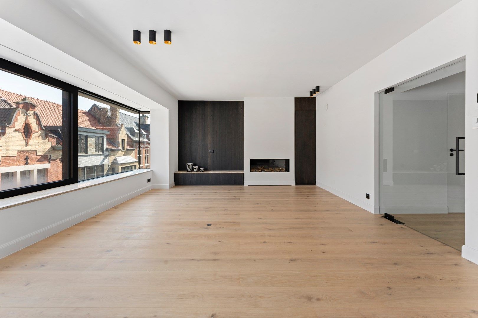 Luxueus gerenoveerd 2 slaapkamer appartement met autostaanplaats in het hartje van Nieuwpoort Stad foto 5