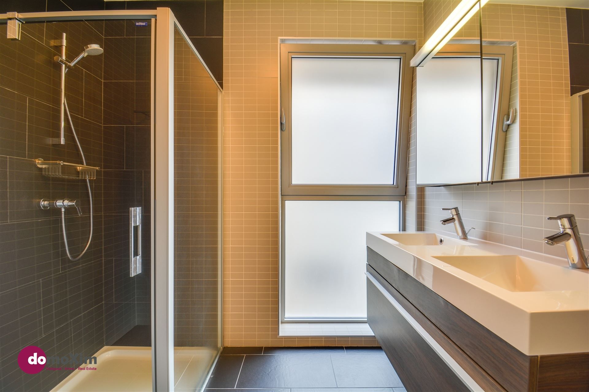 Ruim appartement met 2 slaapkamers in het centrum van Mechelen foto 12