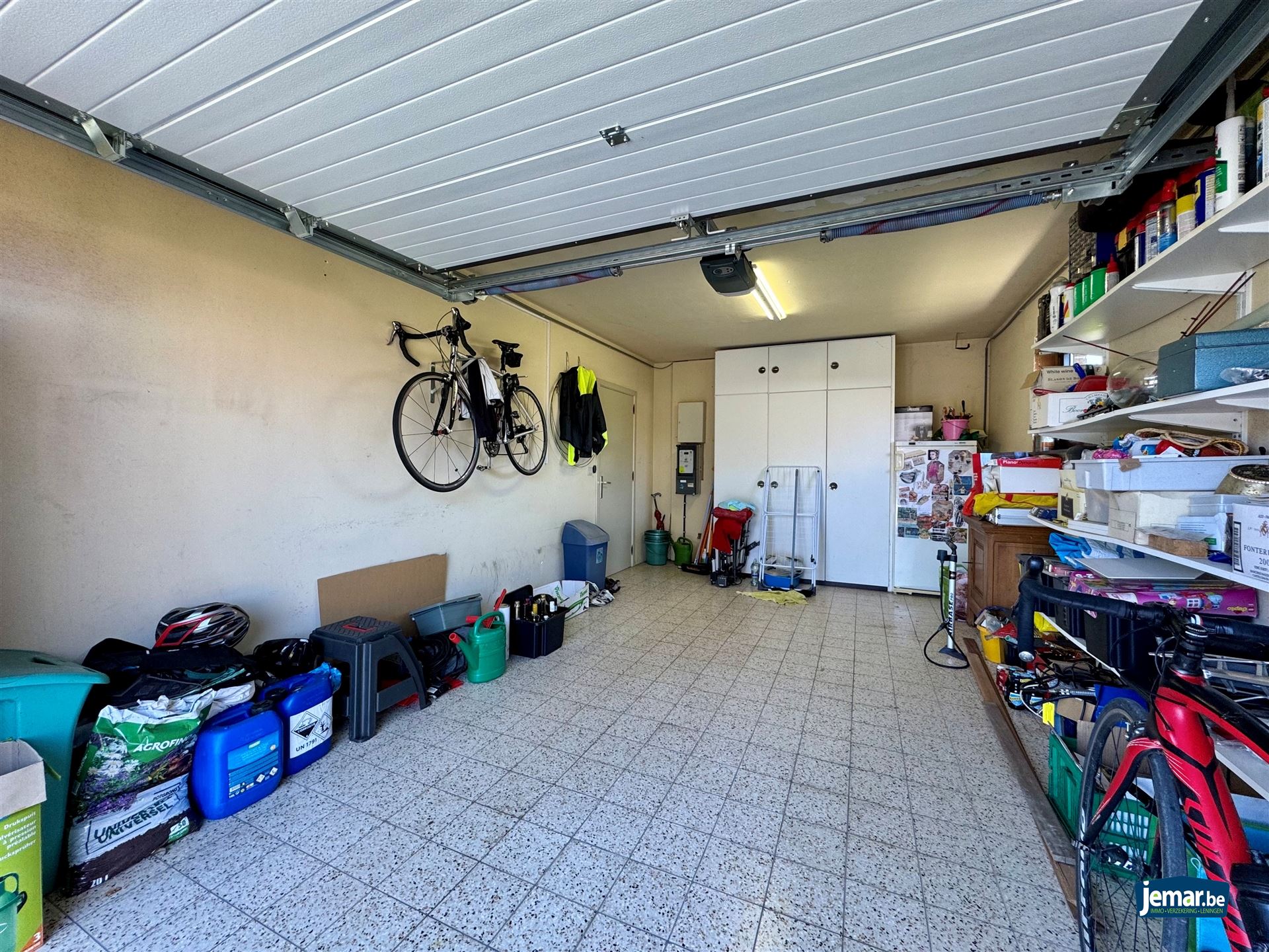 Huis foto 24