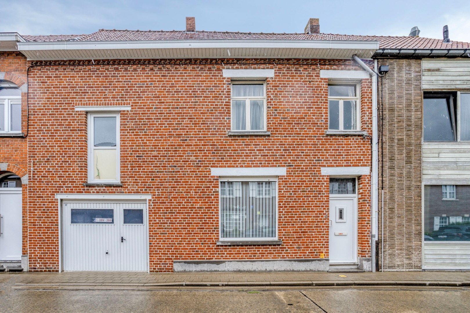 Hoofdfoto van de publicatie: Te renoveren woning in hartje Lauwe!