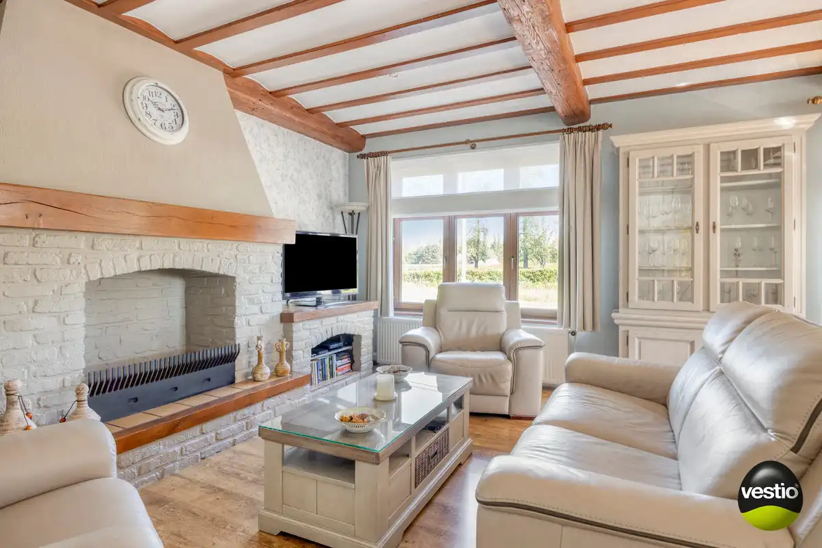 RUIME INSTAPKLARE GEZINSWONING OP 4A37CA TE MOELINGEN. foto 8