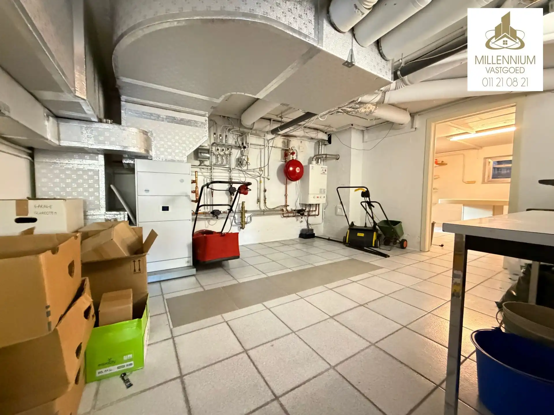 Royale villa met 4 slpk Diepenbeek foto 35