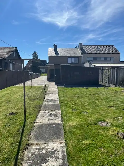 Instapklare woning met 4 slaapkamers en volledig omheinde tuin in landelijke omgeving van Rotem, Dilsen-Stokkem. foto 17