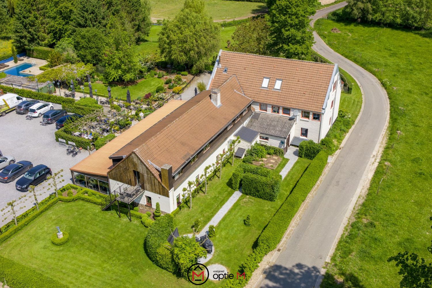 Prachtig landelijk gelegen hotel-restaurant foto 3