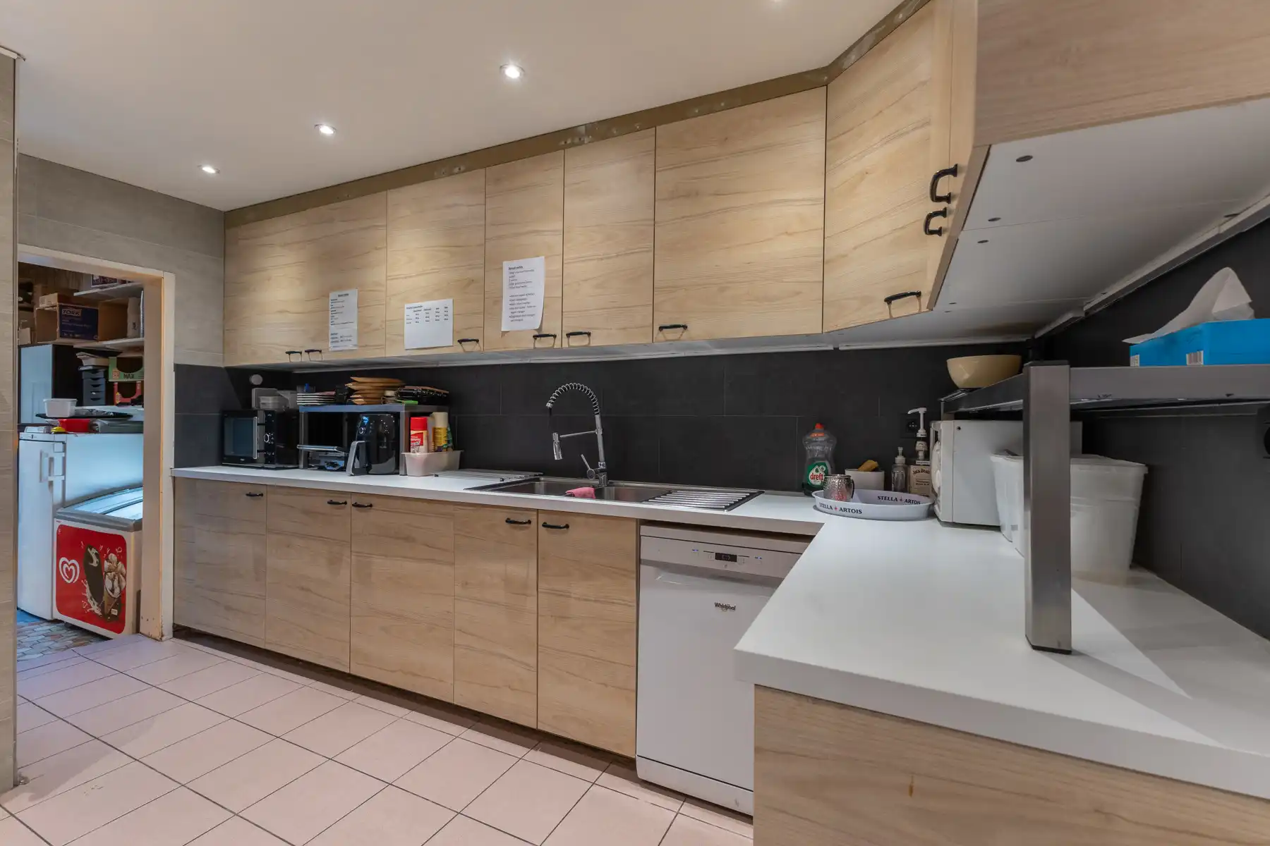 Gunstig gelegen woning met ruim terras foto 3