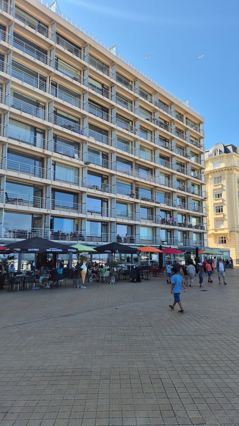 Oostende: (vakantie)appartement 40m2 met frontaal zeezicht foto 5