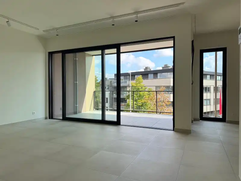 Exclusief nieuwbouwappartement met 2 slaapkamers op toplocatie in Hasselt foto 6