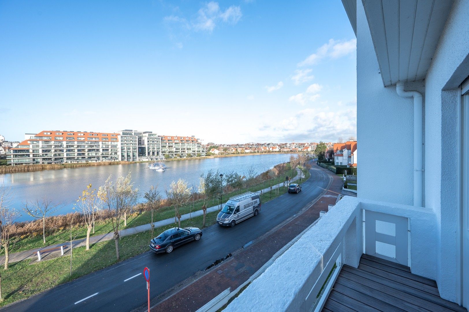 Magnifiek ruim appartement met prachtig frontaal zicht op het Zegemeer. foto 10