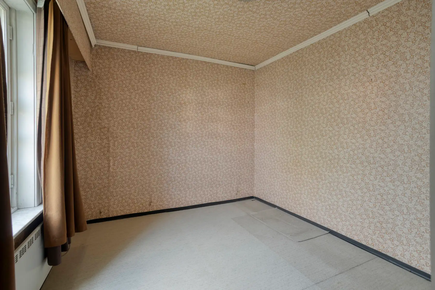 Te renoveren woning op uiterst rustige locatie foto 23
