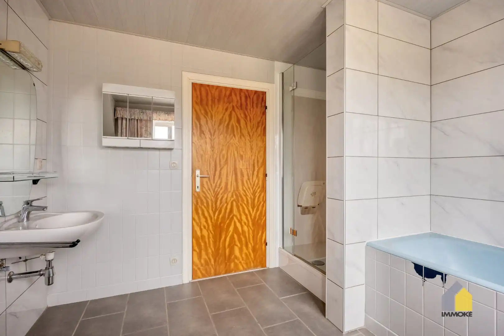 Neeroeteren: Op te frissen, vrijstaande woning op 8 a 53 ca met 5 slpks. foto 22