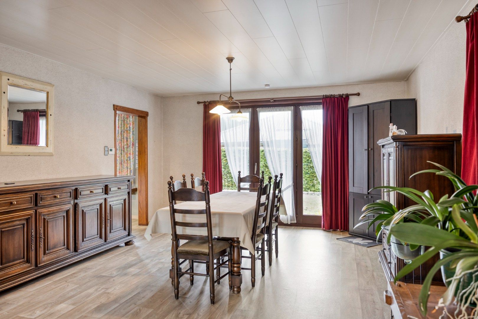 Op te frisse woning met 3 slaapkamers op 1.441 m² te Retie !  foto 5