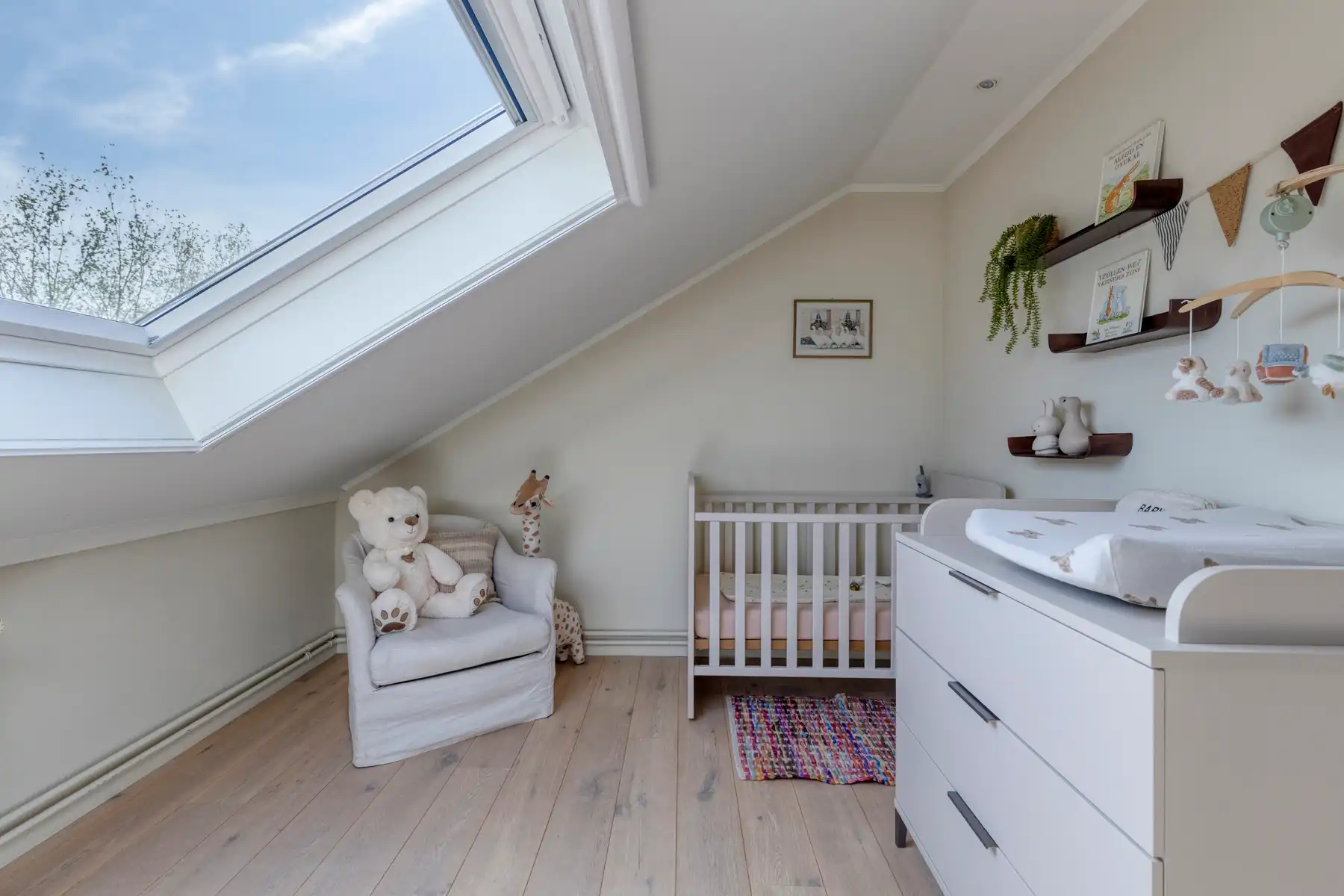 Idyllisch gelegen gerenoveerde HOB op 11a 7ca! foto 17