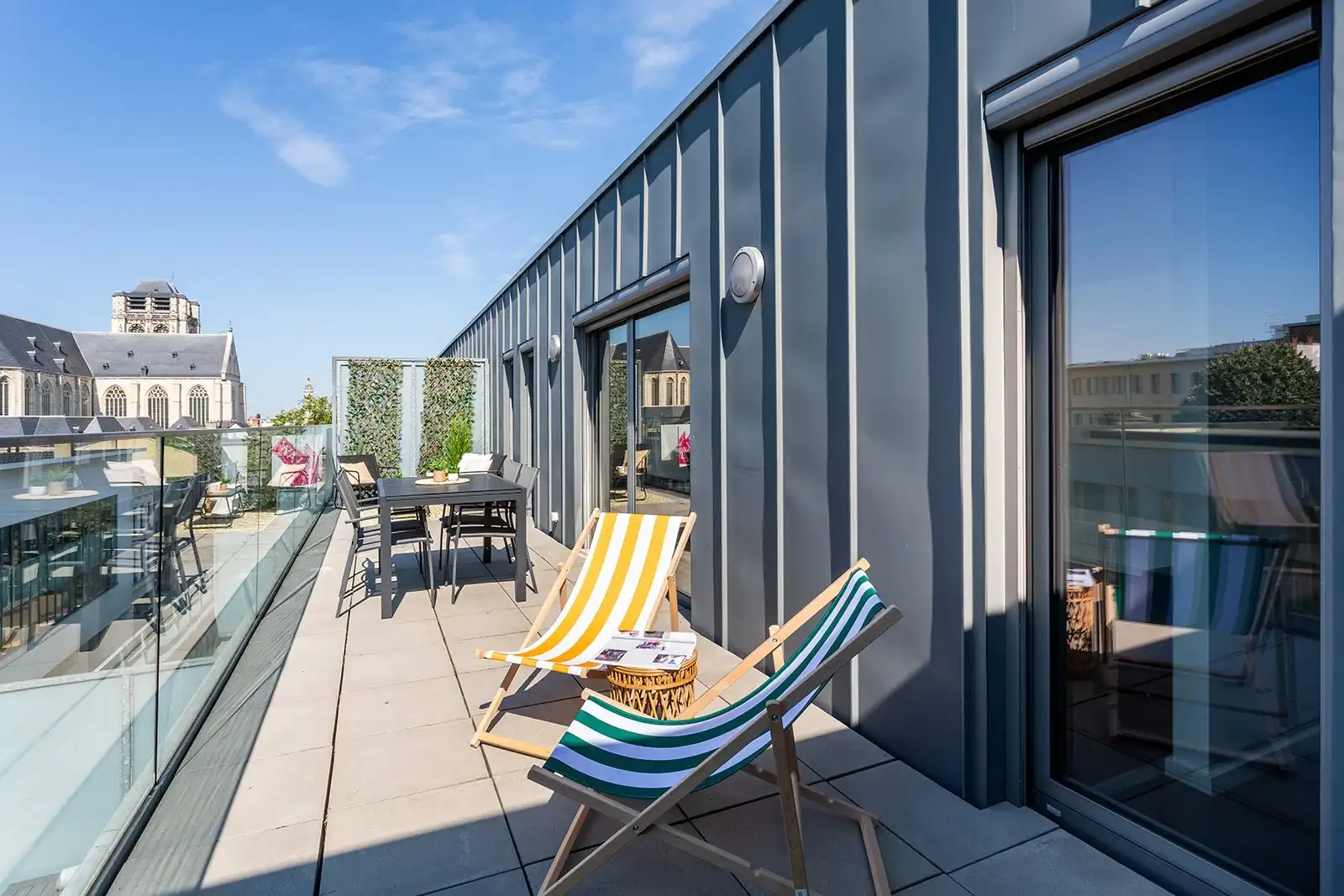 Penthouse met ruime terrassen en prachtige zichten!  foto 4