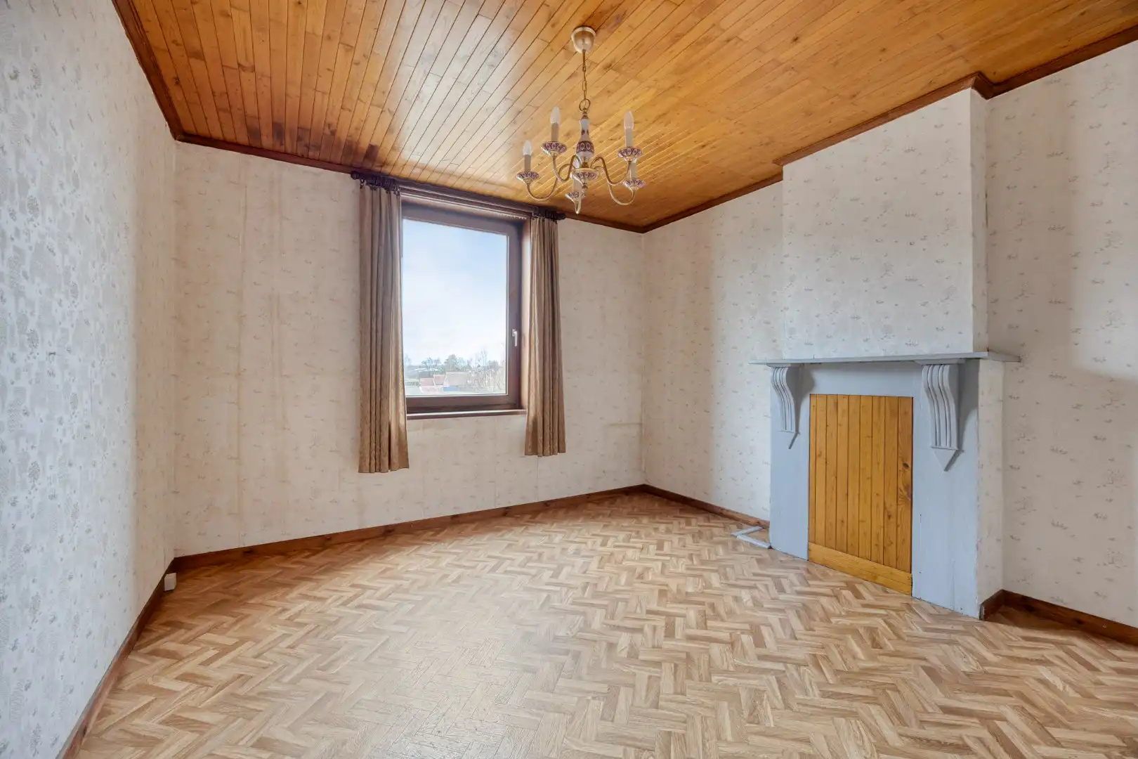 Hoevewoning met binnenkoer, stallen en tuin in landelijke dorpsligging te Nerem foto 14